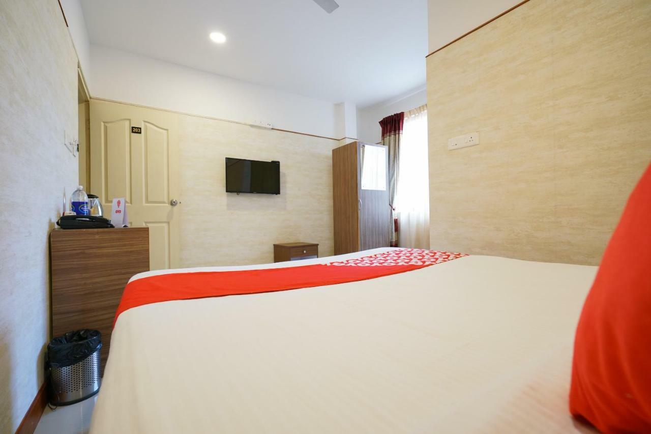 Heaven Gardens Hotel Kochi ภายนอก รูปภาพ